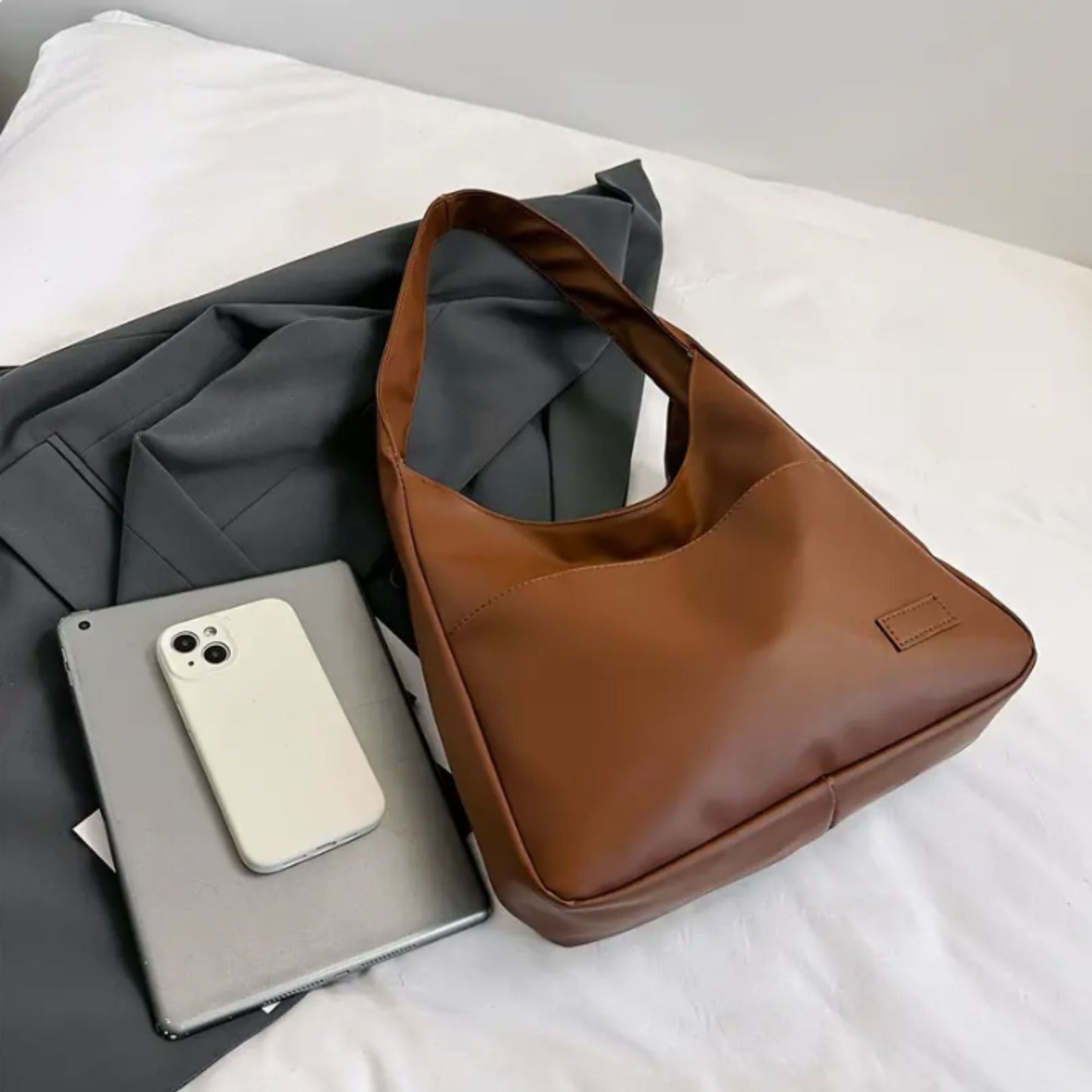 Tracy - Minimalist Shoulder Bag