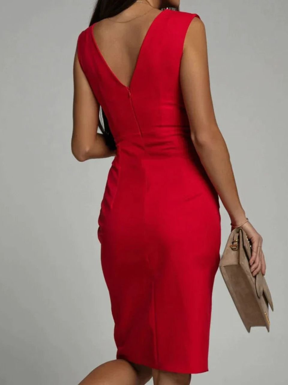 Aveline - Elegant V-Neck Dress