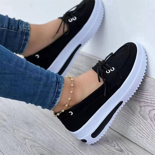 Kris - Chic Lace-Up Sneakers