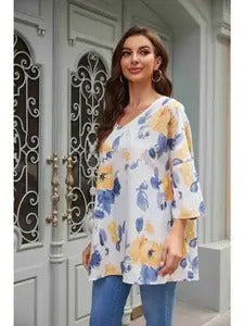 Veria - Romantic Floral Top