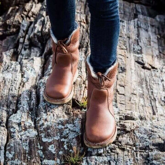 Adelle - Classic Cozy Boots